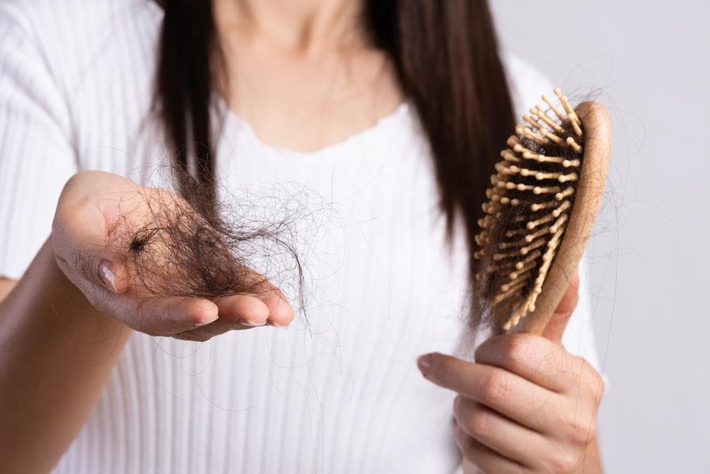 Caída de cabello en hombres y mujeres: ¡te hacemos un diagnóstico capilar!