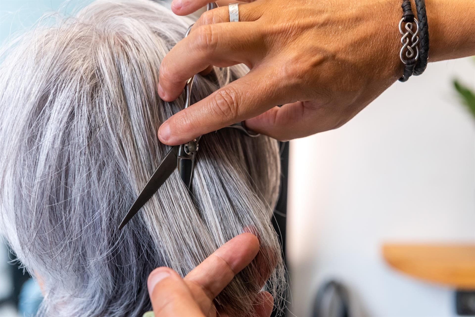 Cuidamos de tu cabello y de ti